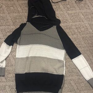 Hooded sweater